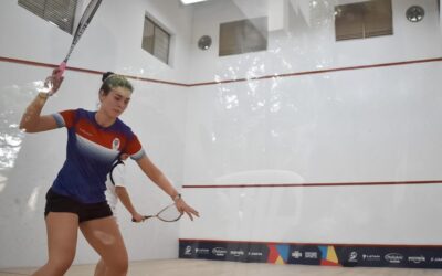 Caymanian squash leads Jade & Emma
